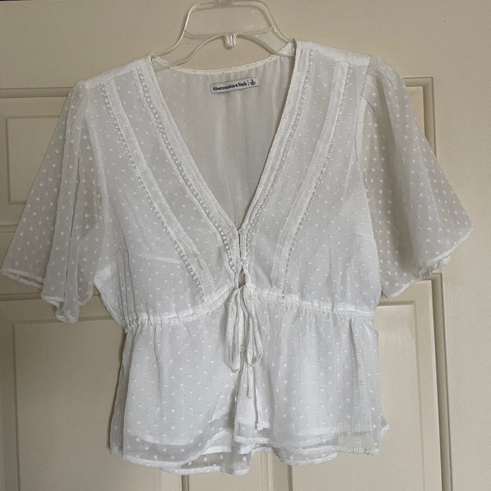 White Abercrombie flutter sleeve blouse